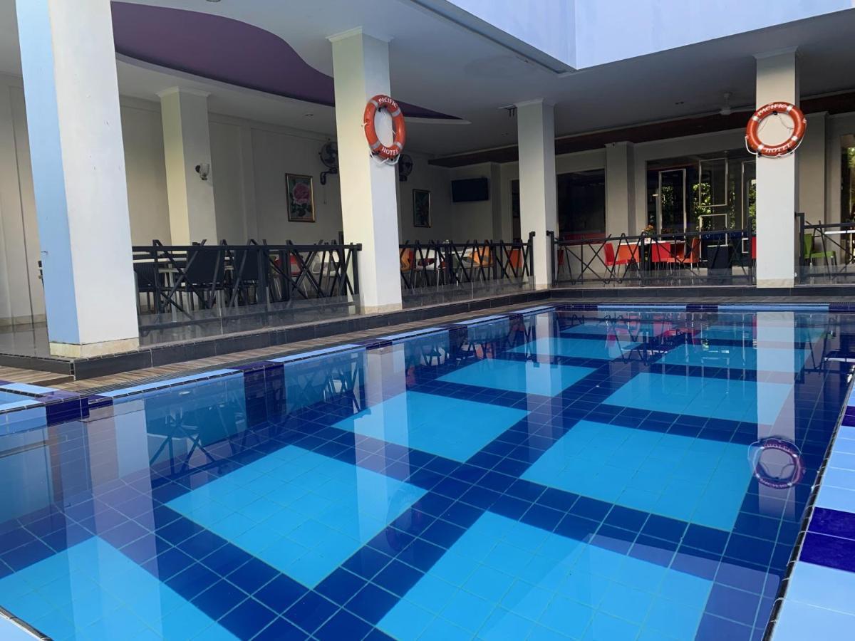 Pacific Hotel Ambon Ngoại thất bức ảnh