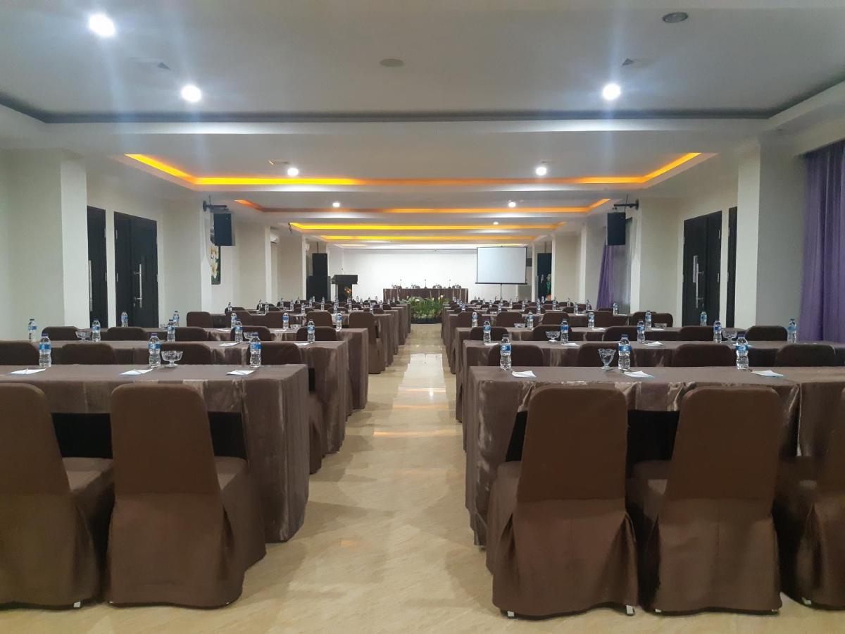 Pacific Hotel Ambon Ngoại thất bức ảnh